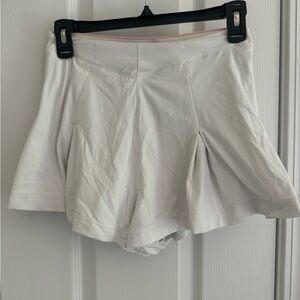 Elegant White Women's Skorts